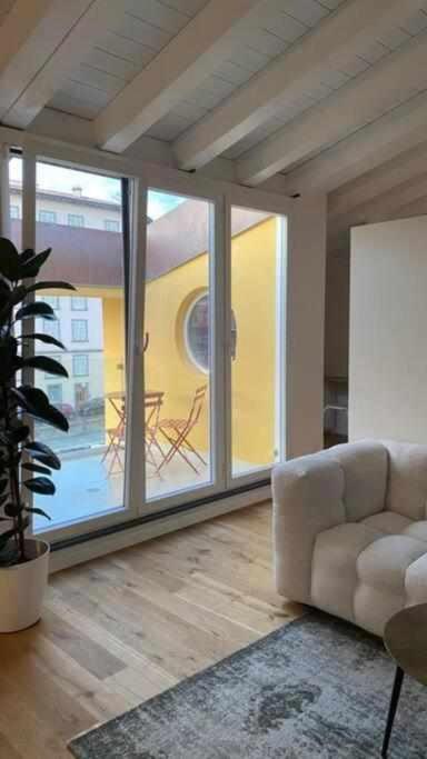 Waterfront Balcony I Grani 4 Resort Style Suite Livorno Dış mekan fotoğraf